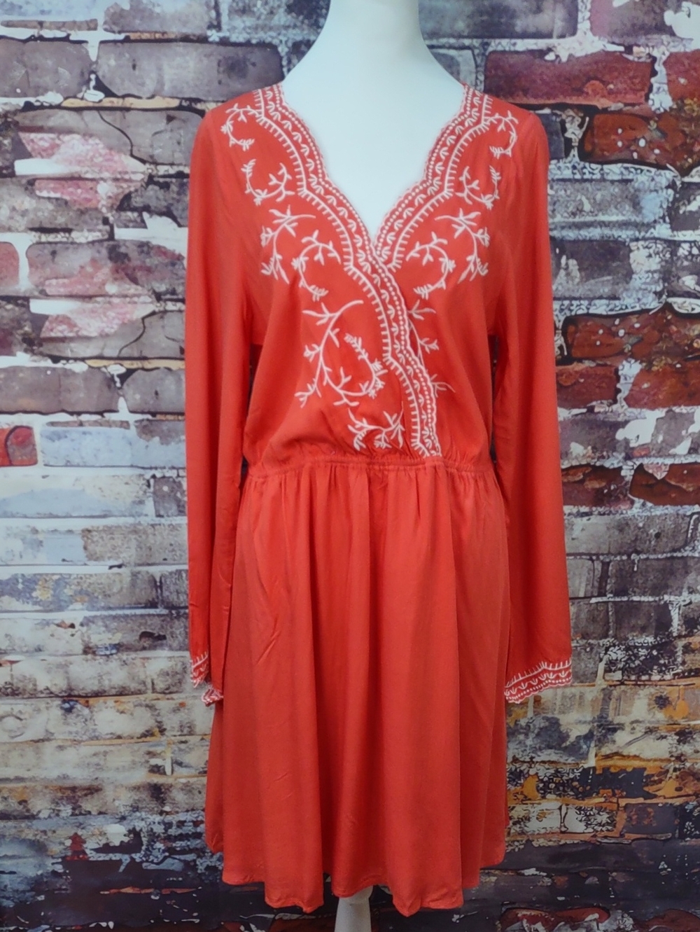 Embroidered Coral V-Neck Long Sleeve Dress